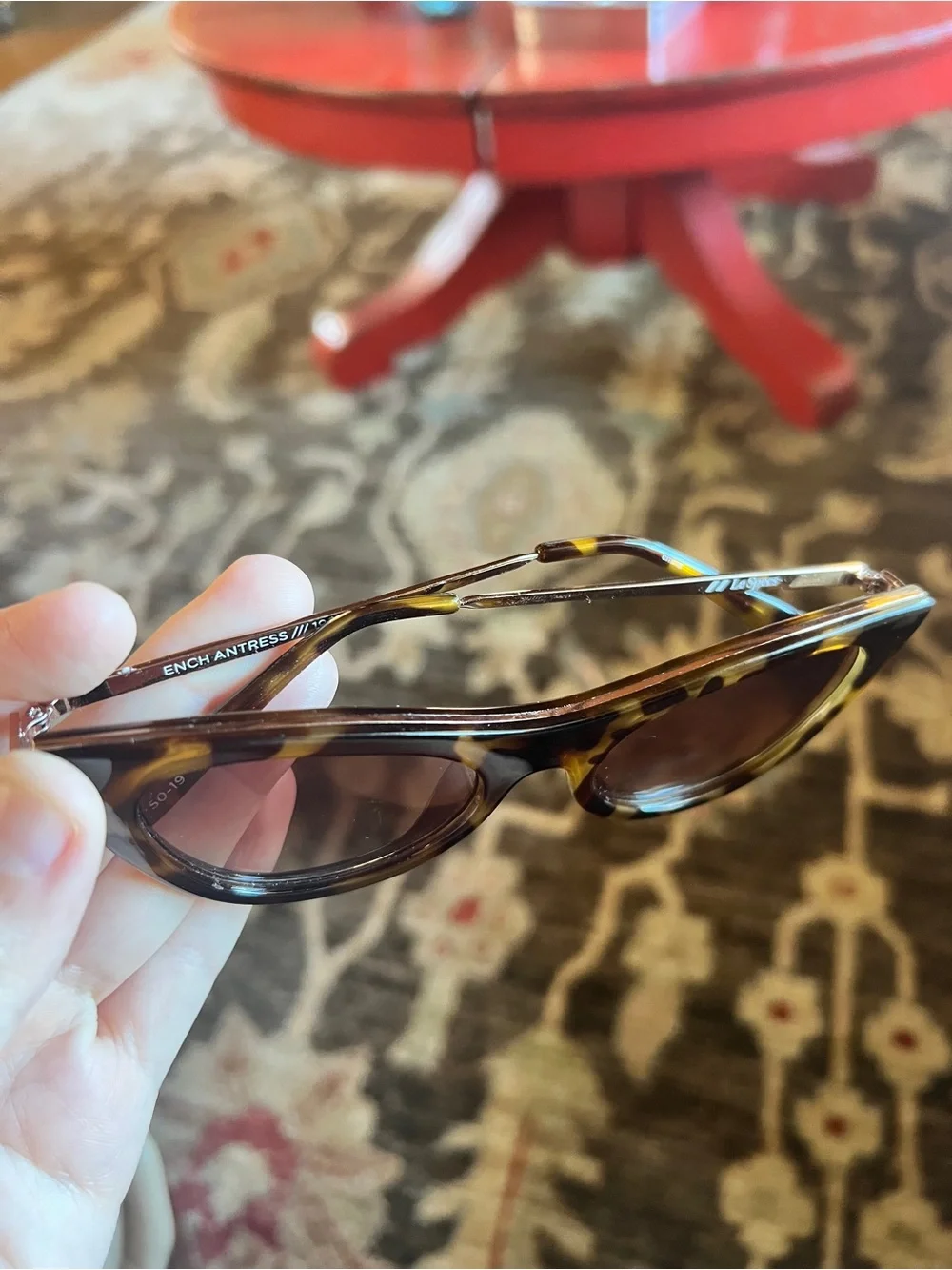 Le Specs Tortoiseshell Cat-Eye Sunglasses - Brown